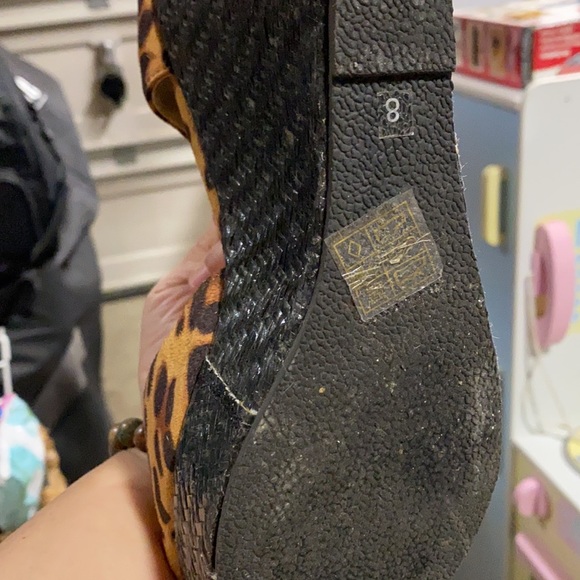 Torrid leopard wedge 4inches high - Picture 4 of 4